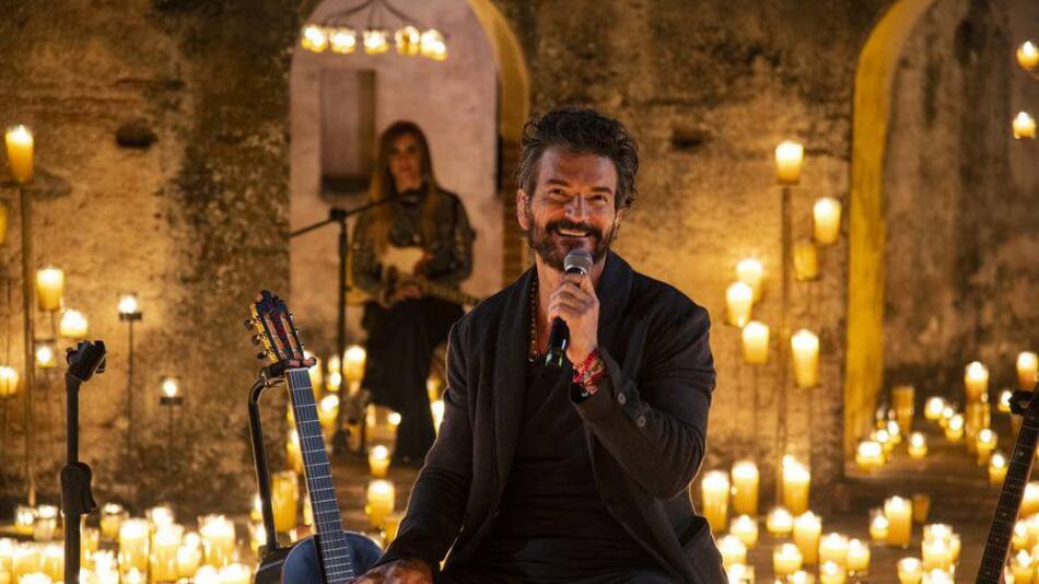 Ricardo Arjona lanza "Hecho a la antigua"