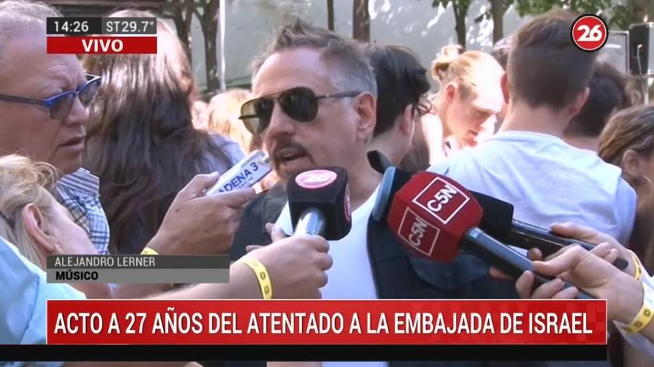 Acto por atentado en embajada de Israel, Alejandro Lerner, Canal 26