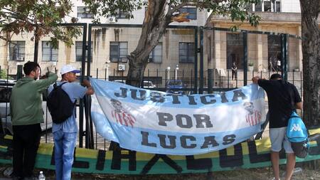 Comenzó el juicio por el asesinato a Lucas González. Foto: NA.