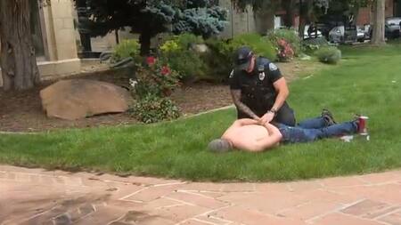 El detenido, acusado de prender fuego a varias personas en EE.UU. Foto: EFE.