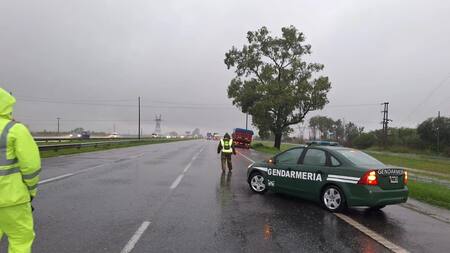 Cortes de rutas en Buenos Aires por inundaciones. Foto: NA.