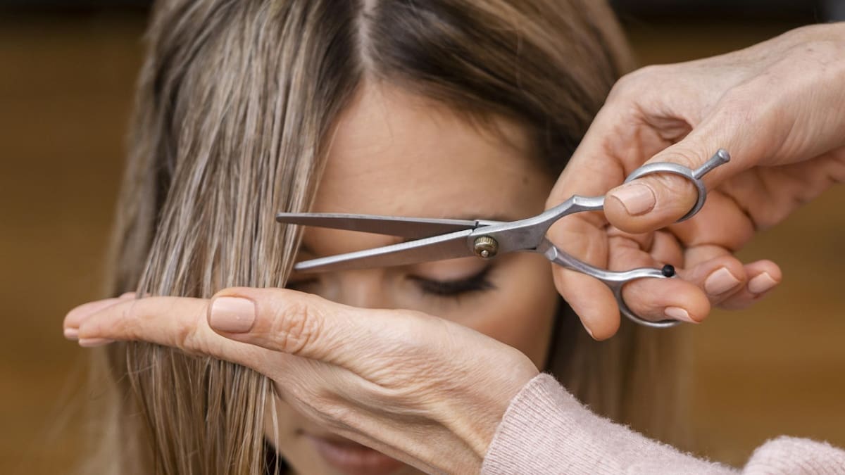 La aplicación furor que muestra cómo te quedaría un nuevo corte o color de pelo. Foto: Freepik.