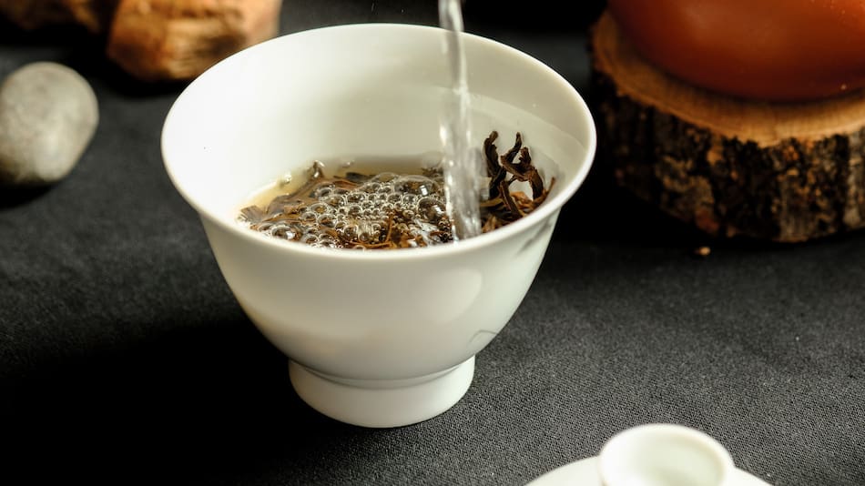 Las infusiones por la mañana ayudan a ir mejor al baño. Foto: Unsplash.