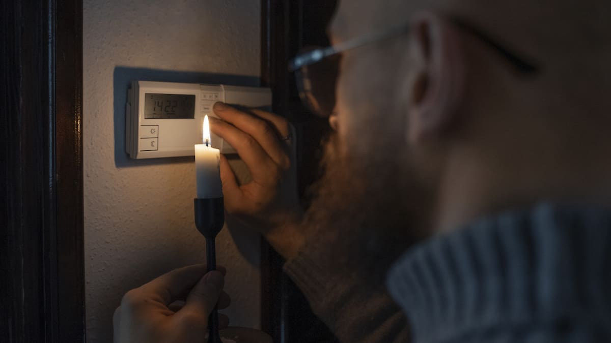 Cortes de luz. Foto: Freepik