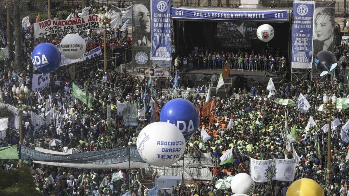 la CGT decidió no adherir a la convocatoria oficialista y tendrá su propio acto