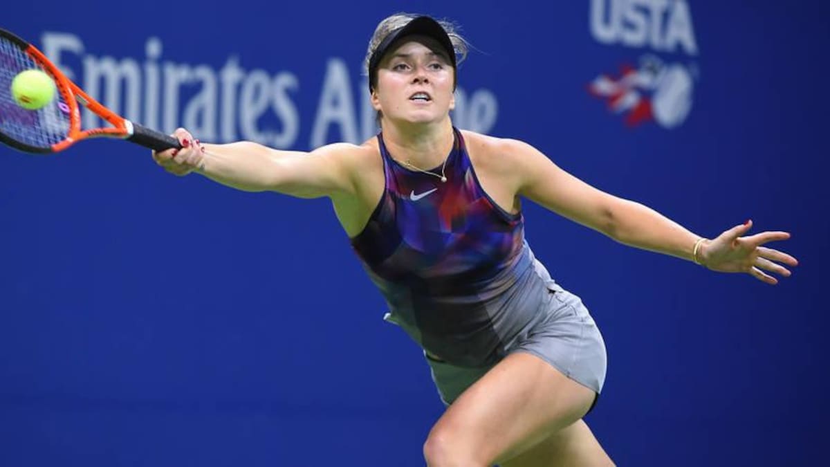 Una tenista de moda se desnuda en una erótica sesión de fotos