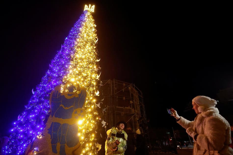 Decoraciones navideñas en Ucrania_Reuters