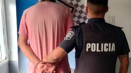 Detenido por agredir a una mujer con su bebé en brazos. Foto: laplata1