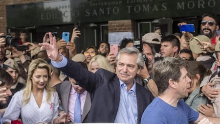 Alberto Fernández, AGENCIA NA