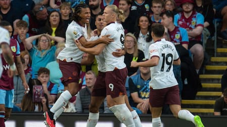 Manchester City goleó al Burnley. Foto: Reuters.