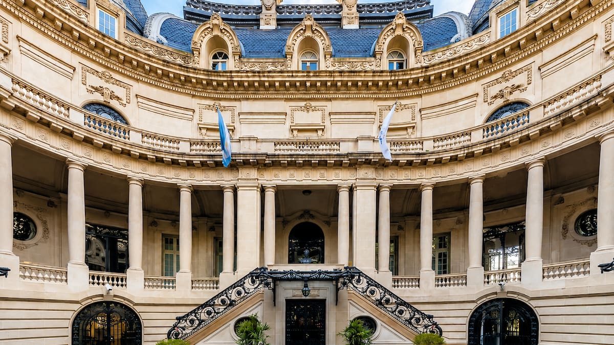 De residencia aristocrática a centro diplomático: la fascinante historia del Palacio San Martín en Retiro
