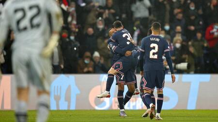 Festejo del PSG ante el Brujas por la Champions League, AGENCIA EFE
