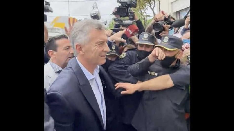 Mauricio Macri le sacó el micrófono a un periodista de C5N