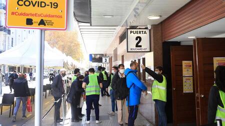 Coronavirus en Argentina, centro de vacunación, NA