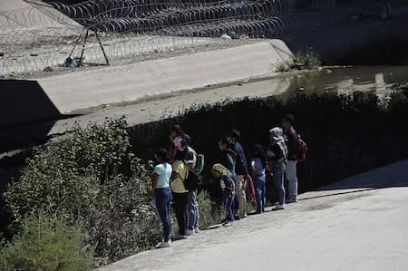 El gobernador de Ciudad Juárez pide ayuda urgente ante la ola migratoria. Foto: Unsplash