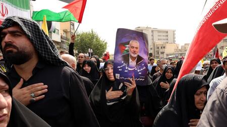 Masivo funeral de Ismail Haniyeh, líder político de Hamás. Foto: EFE.