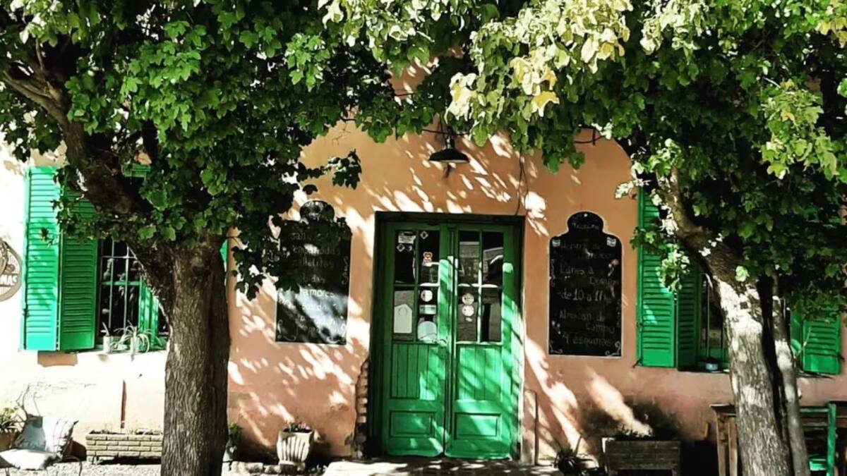 El almacén ubicado en Tandil. Foto: Instagram @tamboovino4esquinas.