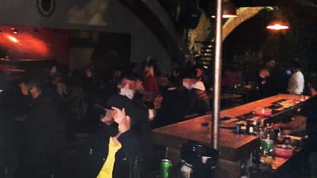 Fiesta clandestina, coronavirus en Argentina, NA