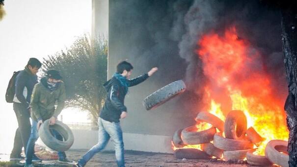 Graves incidentes en Santa Cruz por el pacto fiscal firmado por Alicia Kirchner