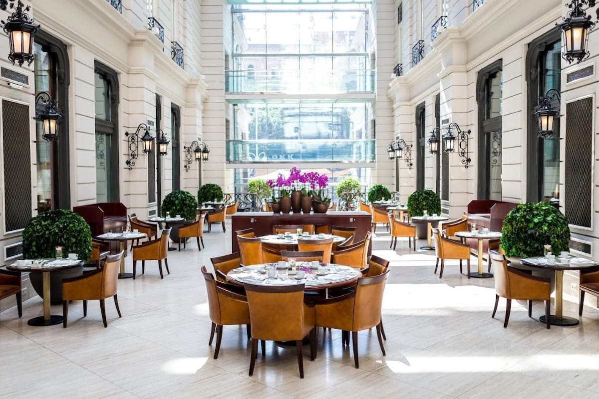 EL Gran Hotel Budapest es real y está en Hungría. Foto: Pato Daniele