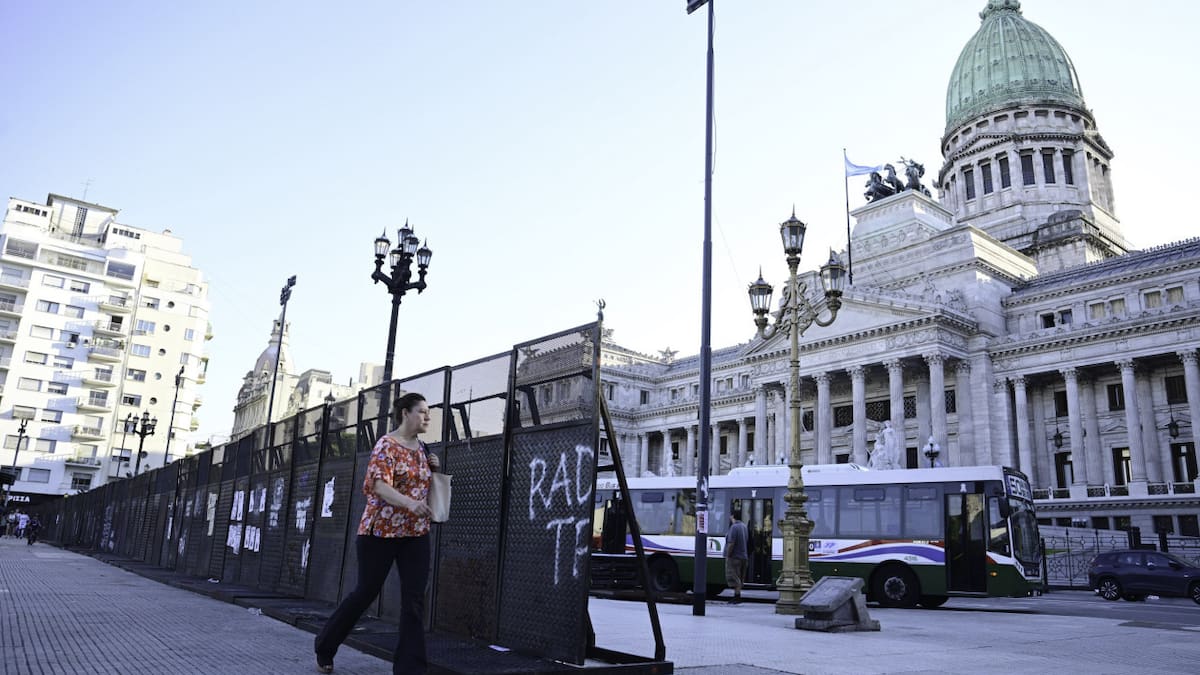 Marcha frente al Congreso por la Ley de Inviolabilidad de la Propiedad Privada