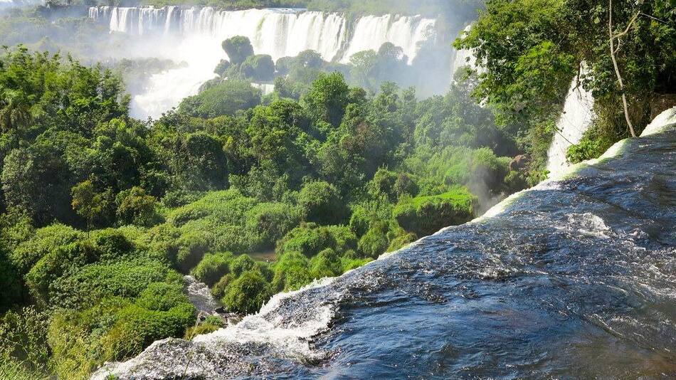 Cataratas del Iguazú Getileza Oberá Turismo