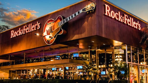 Cómo es el nuevo restaurante de Rock&Feller’s en Palermo: ofrece cocina 24 horas y más de 130 platos gastronómicos