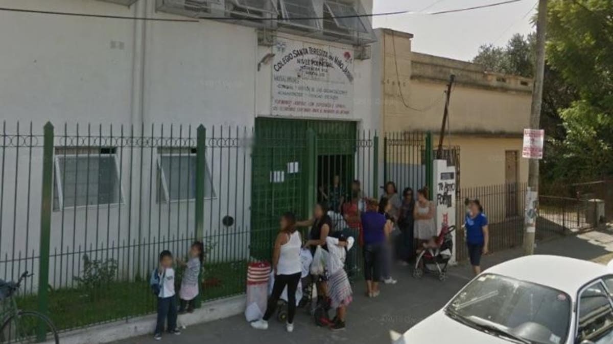 Escuela secundaria Santa Teresita del Niño Jesús de Ezpeleta