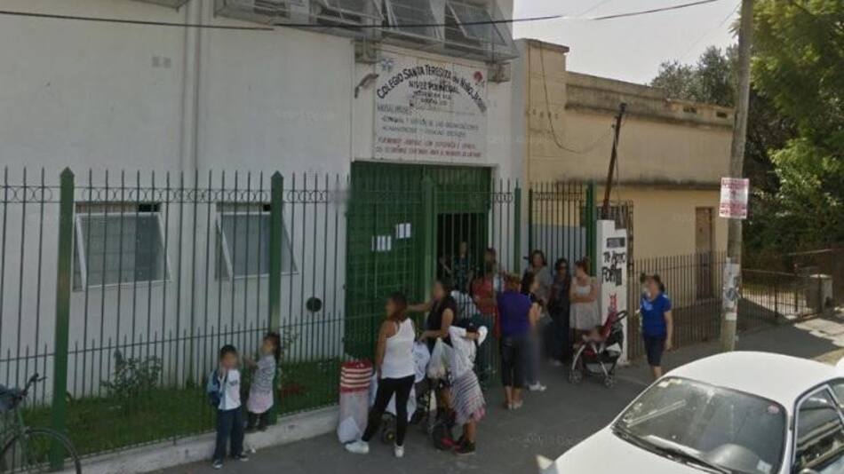 Escuela secundaria Santa Teresita del Niño Jesús de Ezpeleta
