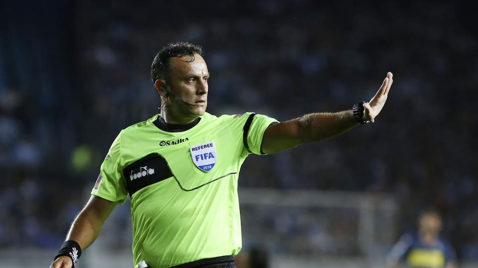 Darío Herrera, árbitro argentino. Foto: NA.