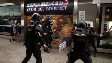 Crimen de Samuel: la policía de España detuvo a tres personas por el asesinato del joven, EFE