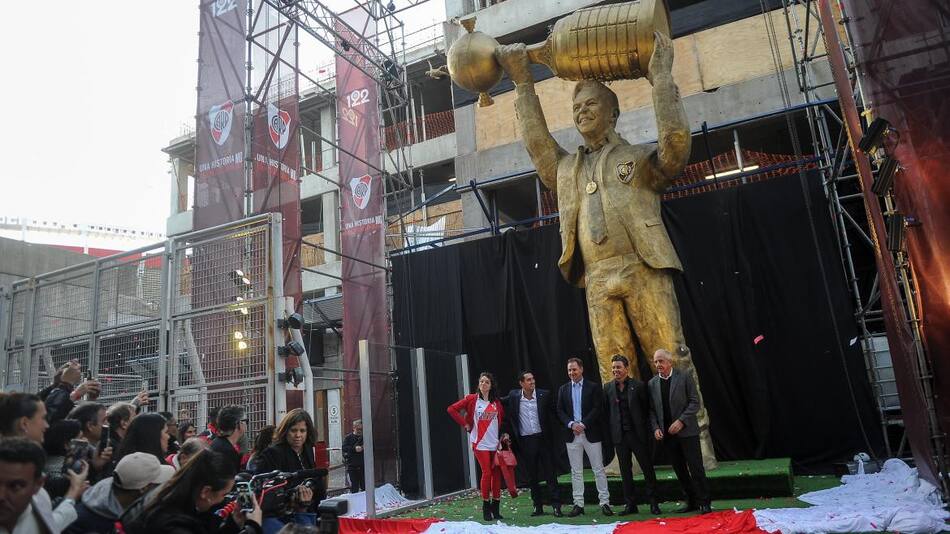 Inauguración de estatua de Marcelo Gallardo, River. Foto: Télam