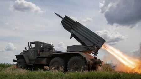 Guerra entre Rusia y Ucrania. Lanzamiento de misiles. Foto: NA.