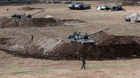 Despliegue de fuerzas israelíes en la frontera con el Líbano. Foto: Reuters.