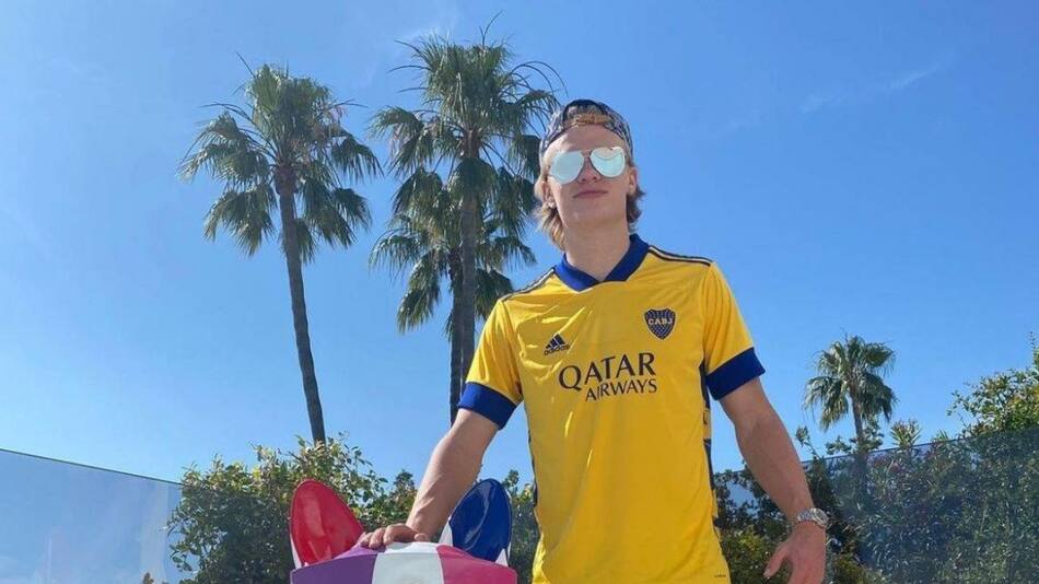 Erling Haaland con la camiseta de Boca