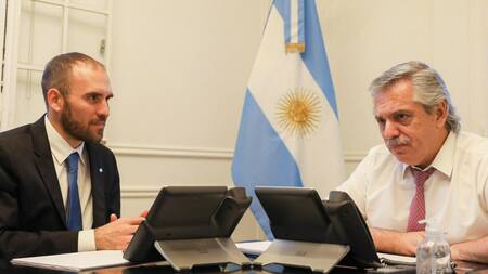 Martín Guzmán y Alberto Fernández. NA.