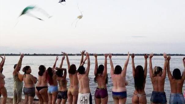 A favor del topless: se organizaron dos nuevos tetazos en Necochea y Corrientes