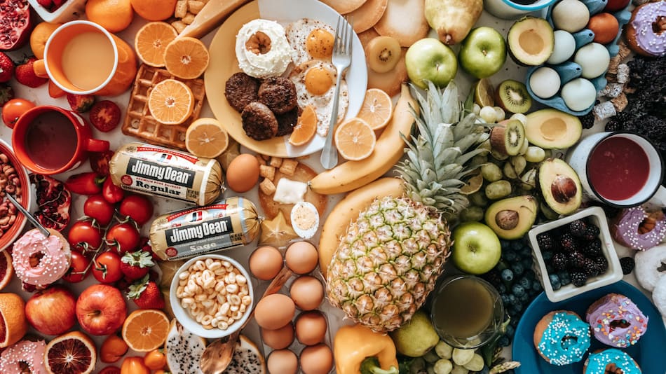 Los ocho alimentos que hay que dejar de lado según Harvard. Foto: Unsplash