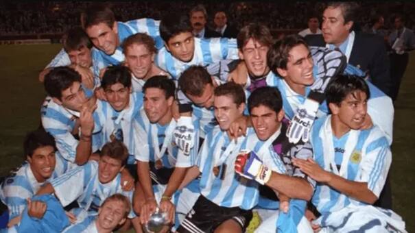 Fue campeón del mundo con la Selección argentina, pero tuvo una fisura en el cráneo y hoy trabaja en un parque automotor
