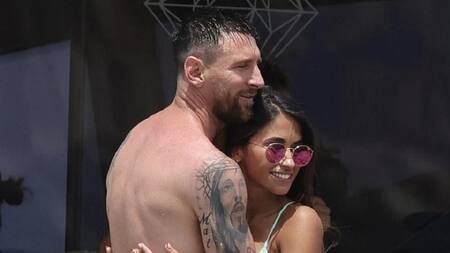 Lionel Messi y Antonela Rocuzzo en Ibiza. Foto: instgram