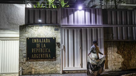 Embajada de Argentina en Venezuela. Foto: EFE.