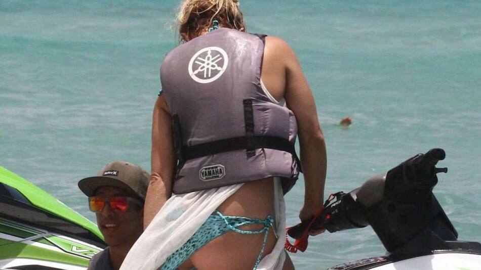 BRITNEY SPEARS