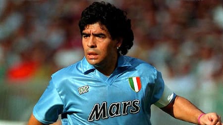 Diego Maradona en Napoli. Foto: X @MaradonaPICS