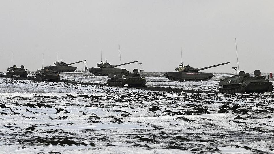 Conflicto entre Rusia y Ucrania, tanques de guerra rusos, Reuters
