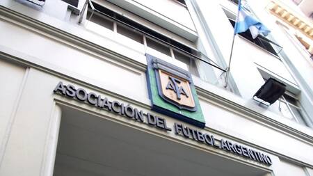 Sede de la AFA, en la calle Viamonte. Foto: NA.