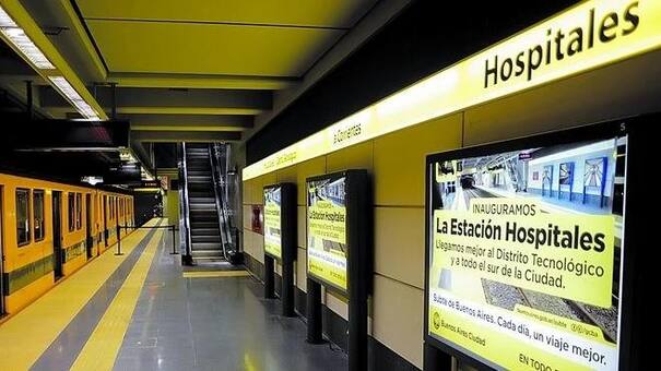 Robo en la línea H de subte: delincuentes maniataron a dos boleteros y se llevaron la recaudación