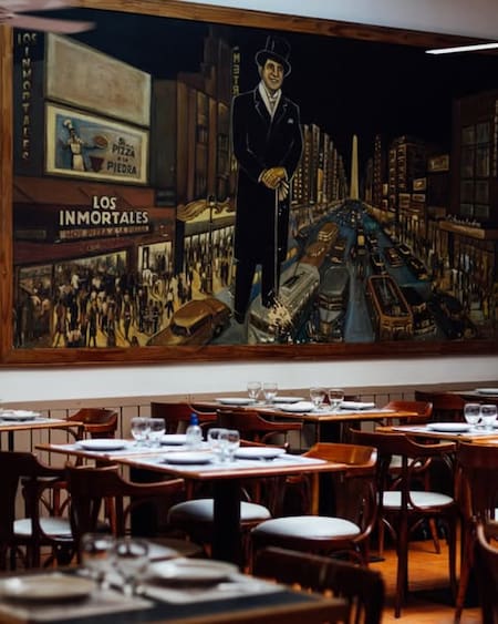 La pizzería fue fundada en 1952. Foto: Instagram @losinmortalespizza