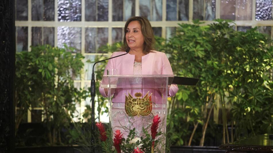 Dina Boluarte, presidenta de Perú. Foto: Reuters.