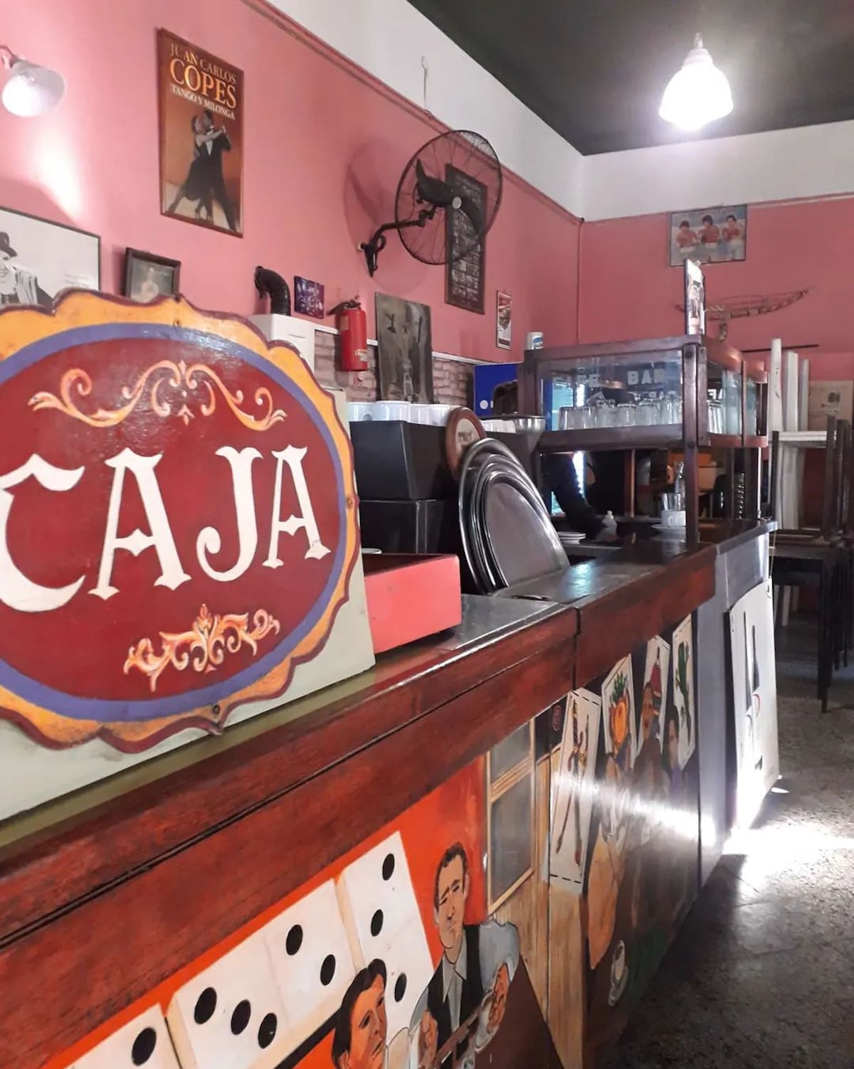 Bar Oviedo en Mataderos