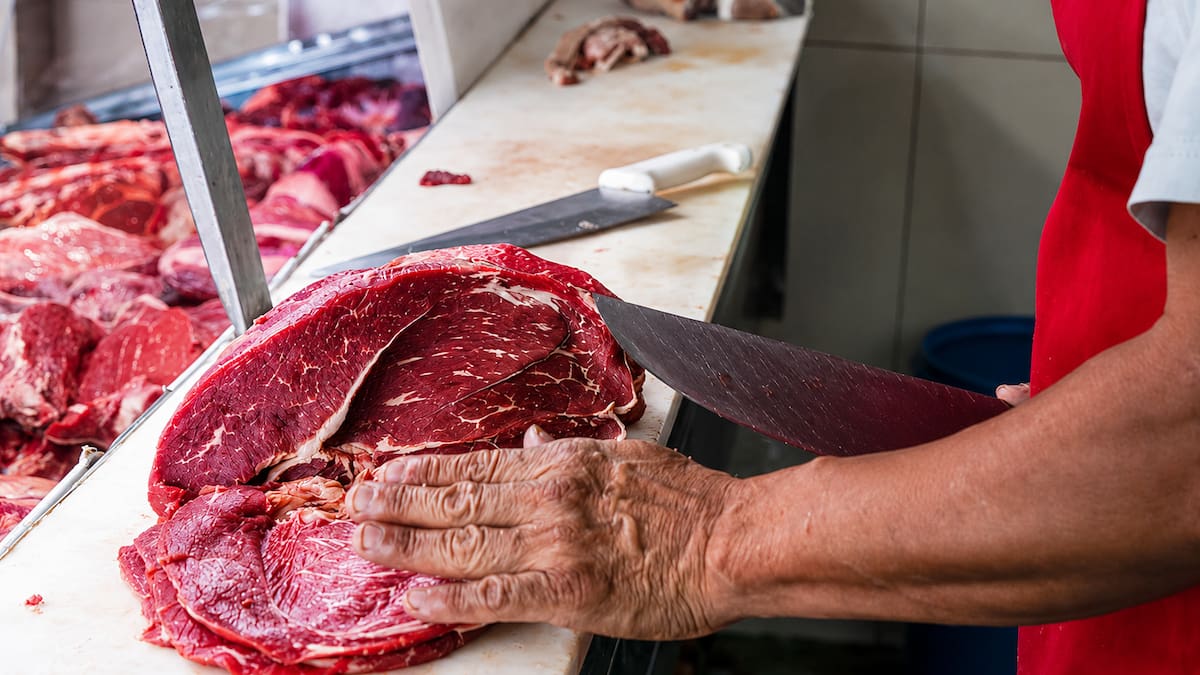 Carnes baratas en el Mercado Central: todas las ofertas en carnicería y almacén del 15 al 21 de mayo